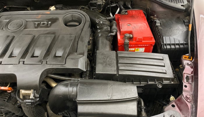 2013 Skoda Laura AMBIENTE 2.0 TDI CR MT, Diesel, Manual, 1,07,127 km, Engine View - Left