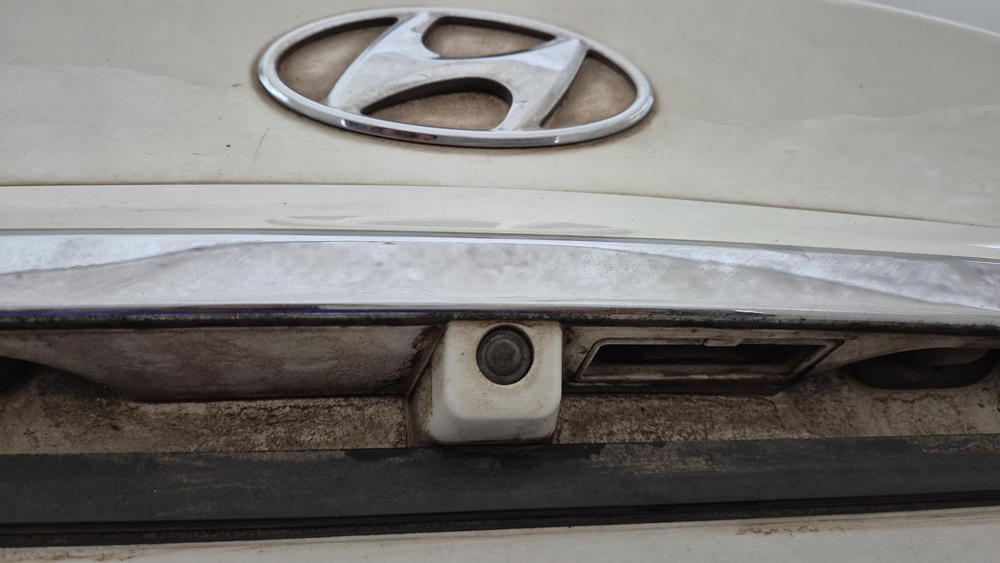 2014 Hyundai Verna FLUIDIC 1.6 CRDI SX OPT, Diesel, Manual, 1,26,495 km, Parking Camera
