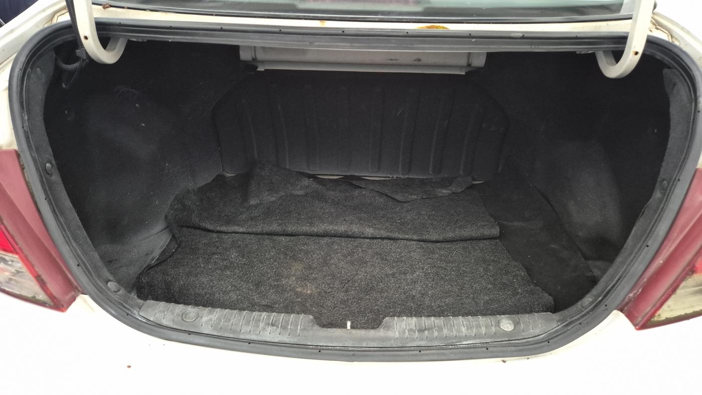 2014 Hyundai Verna FLUIDIC 1.6 CRDI SX OPT, Diesel, Manual, 1,26,495 km, Boot Inside