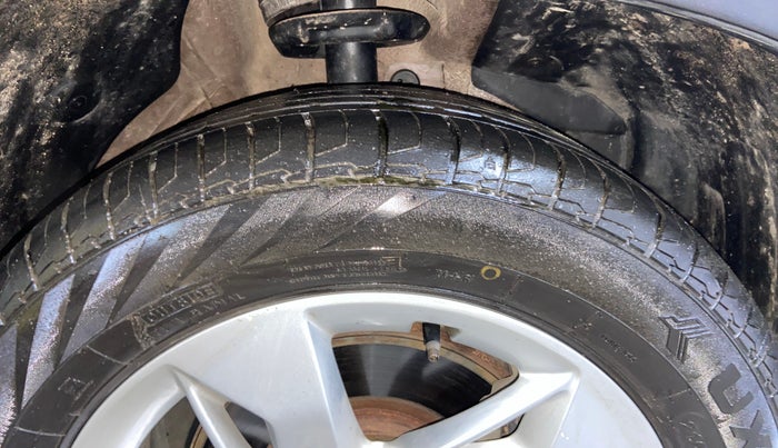 2020 MG HECTOR SUPER 1.5 PETROL, Petrol, Manual, 51,484 km, Right Front Tyre Tread