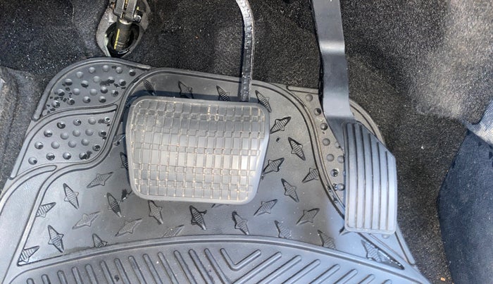 2022 Tata NEXON XMA SUNROOF PETROL, Petrol, Automatic, 17,562 km, Pedals