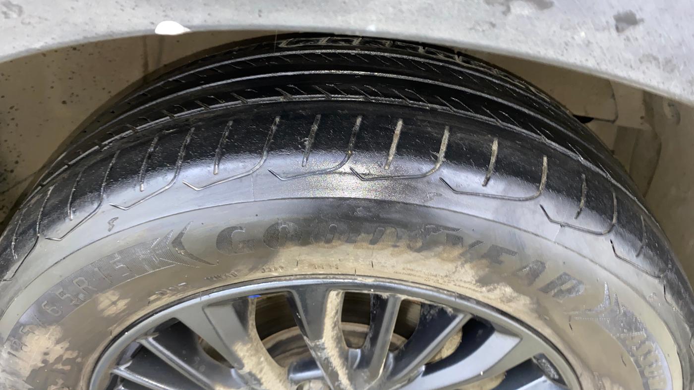 2021 Maruti XL6 ZETA MT, Petrol, Manual, 1,08,262 km, Right Front Tyre Tread