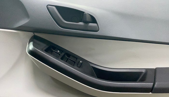 2025 Tata Tiago XZ iCNG, CNG, Manual, 3,607 km, Driver Side Door Panels Control
