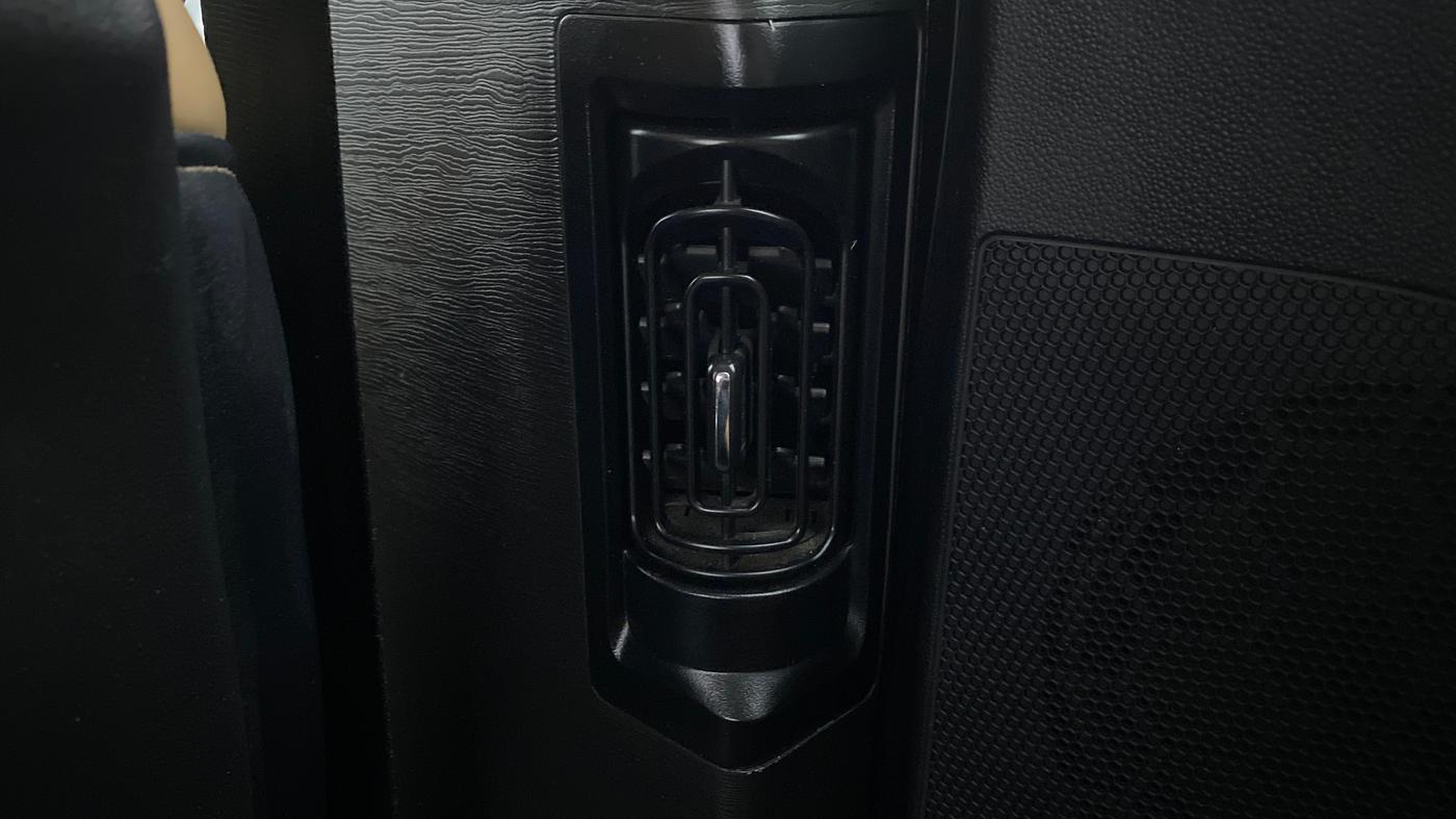 2019 Mahindra XUV500 W11 AT, Diesel, Automatic, 21,352 km, Rear AC Vents