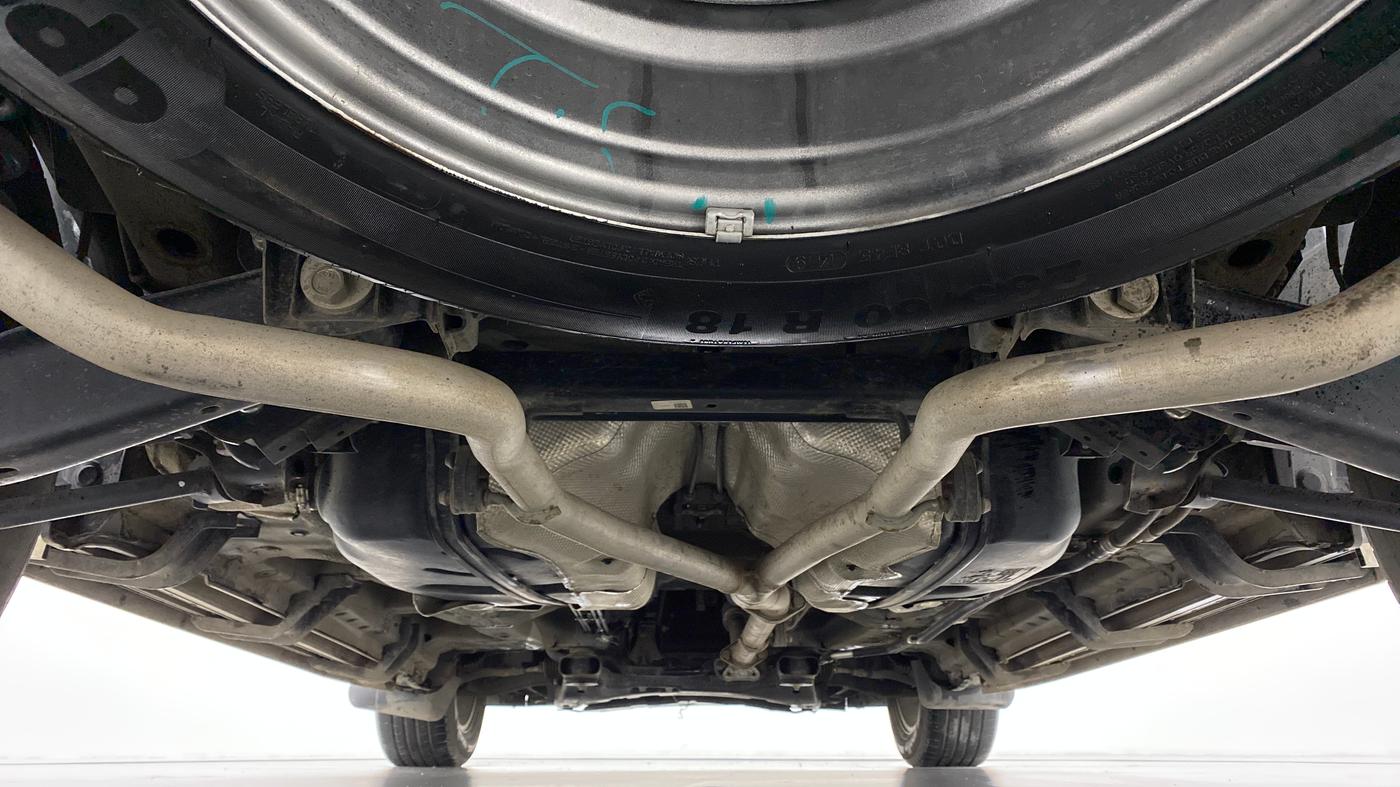 2019 Mahindra XUV500 W11 AT, Diesel, Automatic, 21,352 km, Rear Underbody