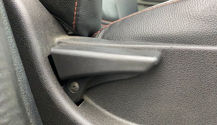 2019 Tata Tiago XZ PETROL, Petrol, Manual, 49,851 km, Driver Side Adjustment Panel