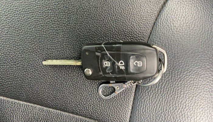 2019 Tata Tiago XZ PETROL, Petrol, Manual, 49,851 km, Key Close Up