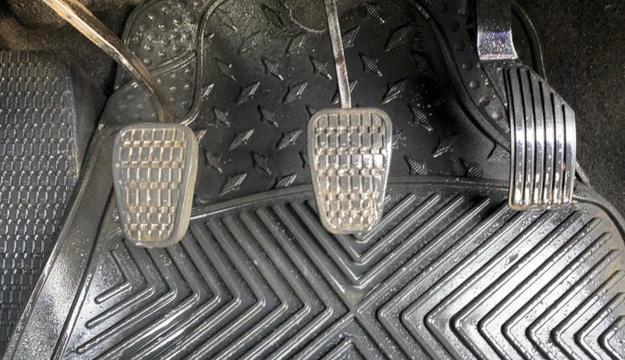 2021 Tata PUNCH CREATIVE  MT, Petrol, Manual, 19,731 km, Pedals