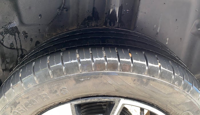 2021 Tata PUNCH CREATIVE  MT, Petrol, Manual, 19,731 km, Left Rear Tyre Tread