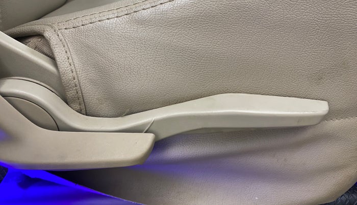 2017 Maruti Dzire ZXI PLUS, Petrol, Manual, 88,465 km, Driver Side Adjustment Panel