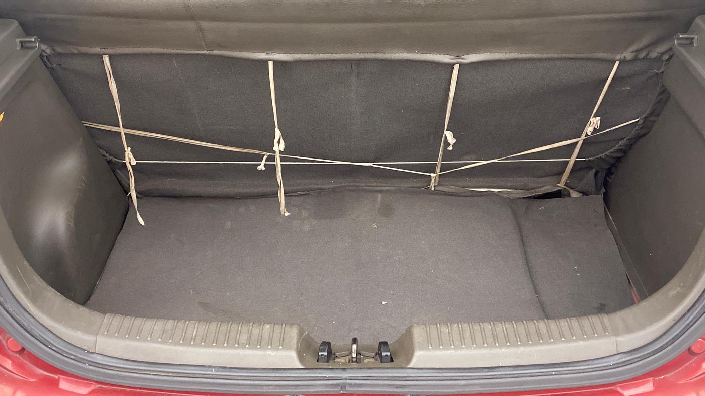 2012 Hyundai i10 SPORTZ 1.2, Petrol, Manual, 95,397 km, Boot Inside
