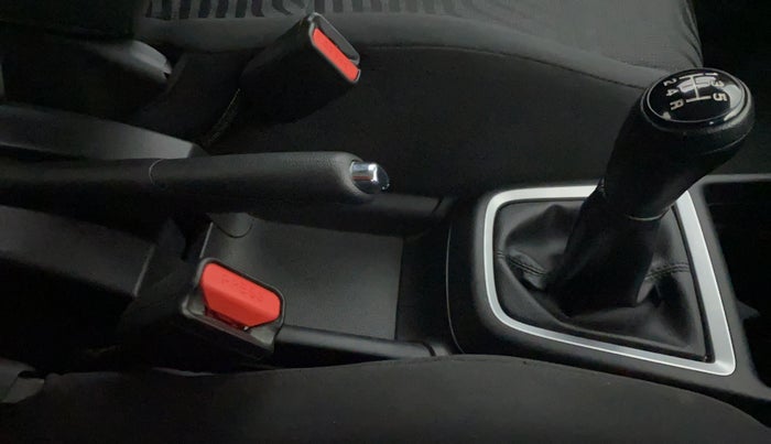 2020 Maruti Swift ZXI+, Petrol, Manual, 7,734 km, Gear Lever