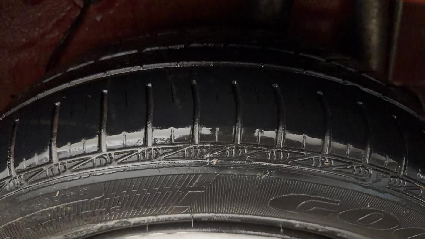 2019 Maruti Celerio VXI AMT (O), CNG, Automatic, 60,594 km, Left Rear Tyre Tread
