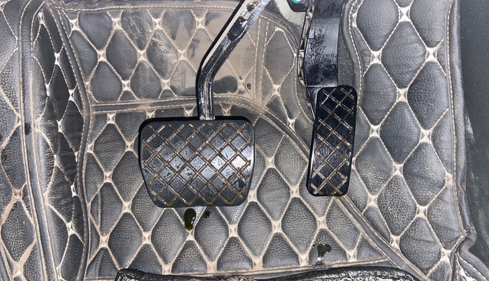 2022 Skoda SLAVIA STYLE 1.0L TSI AT, Petrol, Automatic, 39,763 km, Pedals