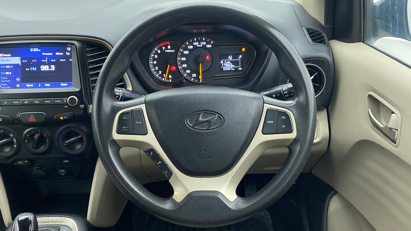 2018 Hyundai NEW SANTRO SPORTZ AMT, Petrol, Automatic, 60,507 km, Steering Wheel Close Up