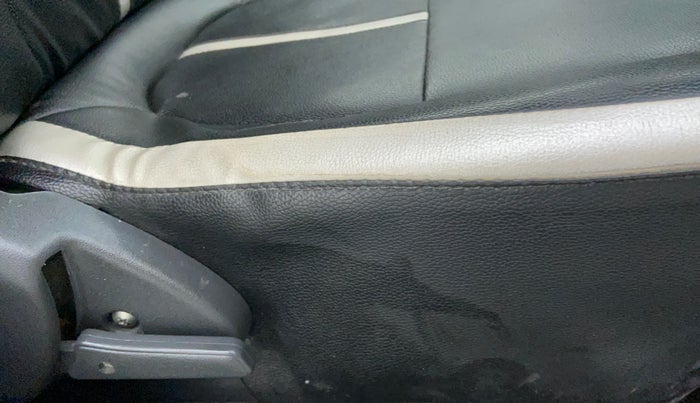 2016 Maruti Alto 800 LXI, Petrol, Manual, 32,189 km, Driver Side Adjustment Panel