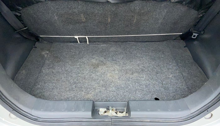 2016 Maruti Alto 800 LXI, Petrol, Manual, 32,189 km, Boot Inside