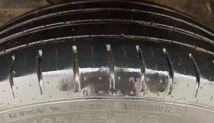 2020 Toyota Glanza V, Petrol, Manual, 32,705 km, Left Front Tyre Tread