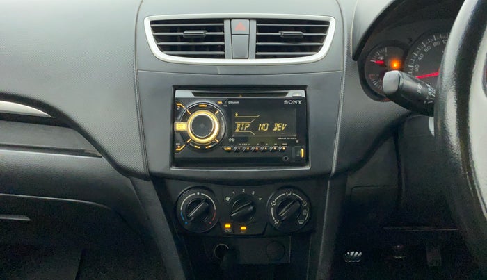 2017 Maruti Swift LXI (O), Petrol, Manual, 79,697 km, Air Conditioner