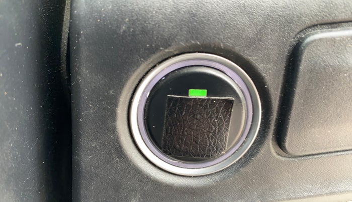 2021 Tata ALTROZ XT PETROL, Petrol, Manual, 73,750 km, Keyless Start/ Stop Button