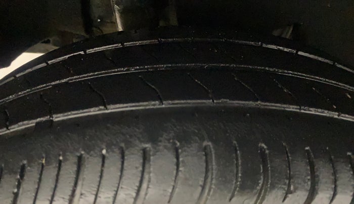 2020 Maruti Baleno DELTA CVT PETROL 1.2, Petrol, Automatic, 39,986 km, Right Rear Tyre Tread