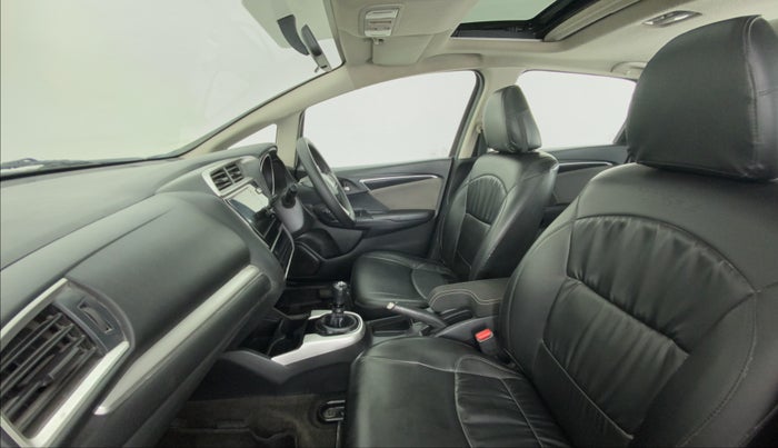 2017 Honda WR-V 1.5 i-DTEC VX MT, Diesel, Manual, 59,266 km, Right Side Front Door Cabin