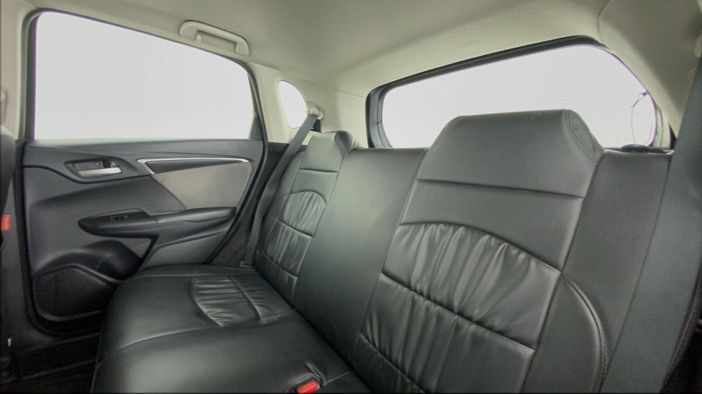 2017 Honda WR-V 1.5 i-DTEC VX MT, Diesel, Manual, 59,266 km, Right Side Rear Door Cabin