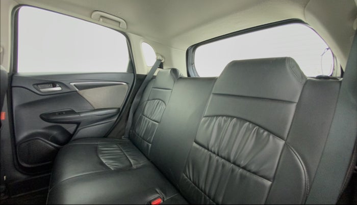 2017 Honda WR-V 1.5 i-DTEC VX MT, Diesel, Manual, 59,266 km, Right Side Rear Door Cabin