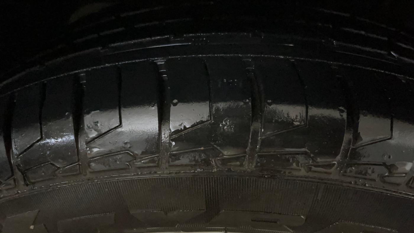 2017 Ford Ecosport TITANIUM 1.5L PETROL AT, Petrol, Automatic, 63,193 km, Right Front Tyre Tread