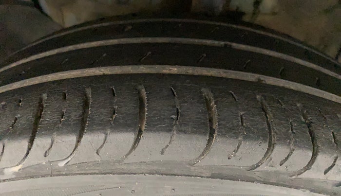 2020 KIA SELTOS HTK PLUS 1.5, Petrol, Manual, 41,884 km, Left Front Tyre Tread