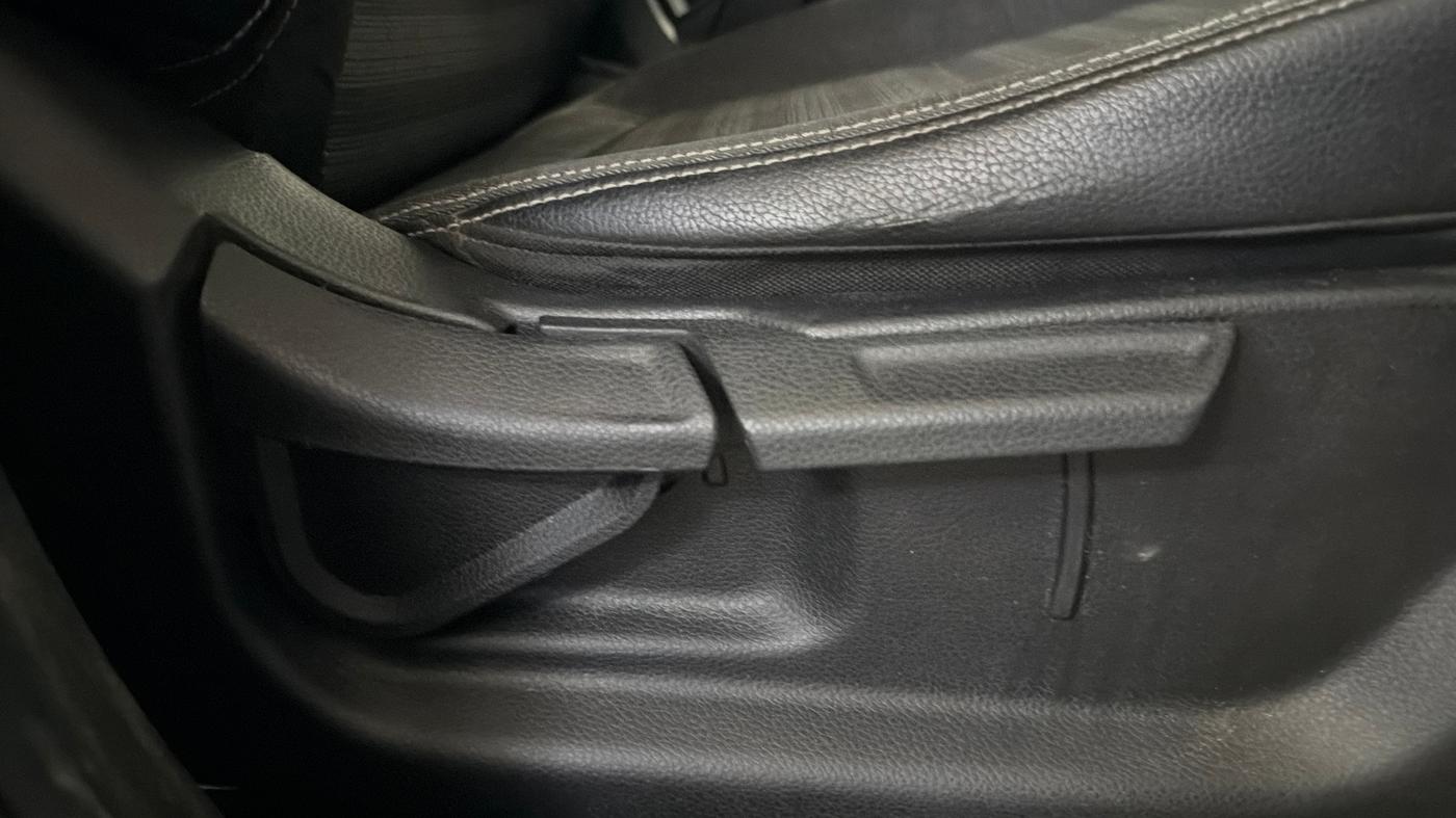 2021 KIA SONET HTK PLUS 1.0 DCT, Petrol, Automatic, 34,841 km, Driver Side Adjustment Panel