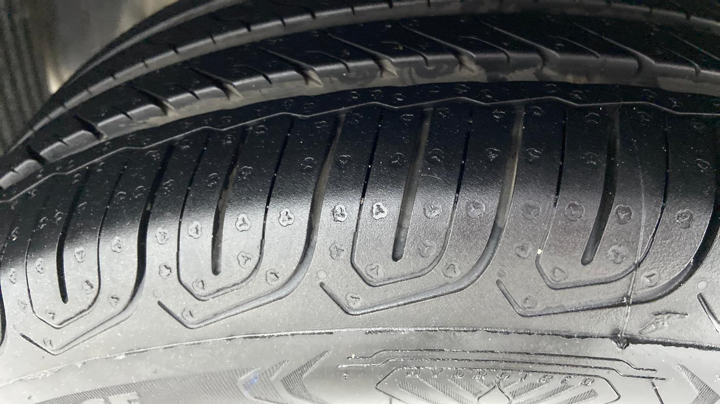 2012 Hyundai i20 ASTA 1.2, Petrol, Manual, 60,167 km, Left Front Tyre Tread