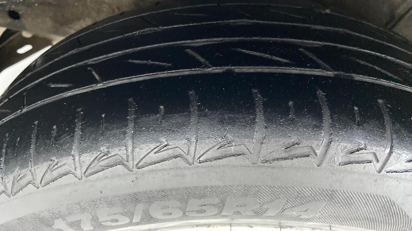 2012 Hyundai i20 ASTA 1.2, Petrol, Manual, 60,167 km, Right Rear Tyre Tread
