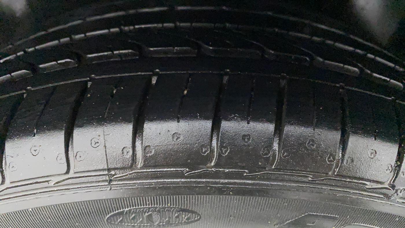 2019 Maruti Ciaz ALPHA 1.5 SHVS PETROL, CNG, Manual, 19,246 km, Left Rear Tyre Tread