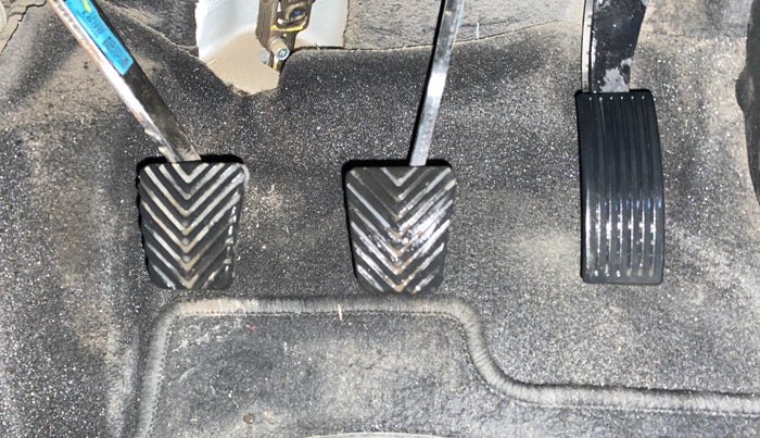 2022 Hyundai NEW I20 SPORTZ 1.2 MT, Petrol, Manual, 42,672 km, Pedals