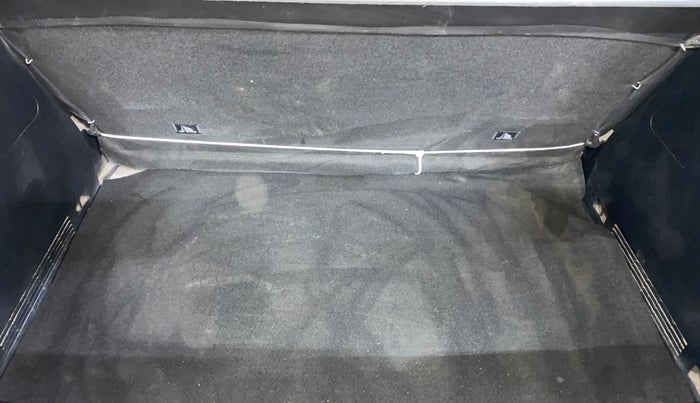 2022 Hyundai NEW I20 SPORTZ 1.2 MT, Petrol, Manual, 42,672 km, Boot Inside