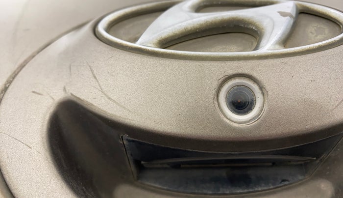 2013 Hyundai i20 ASTA 1.2, Petrol, Manual, 1,03,608 km, Parking Camera