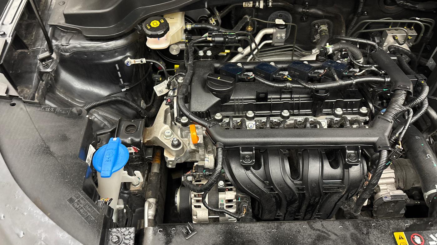 2025 KIA SONET HTK Plus (O) 1.2 Petrol MT, Petrol, Manual, 8,031 km, Engine View - Right