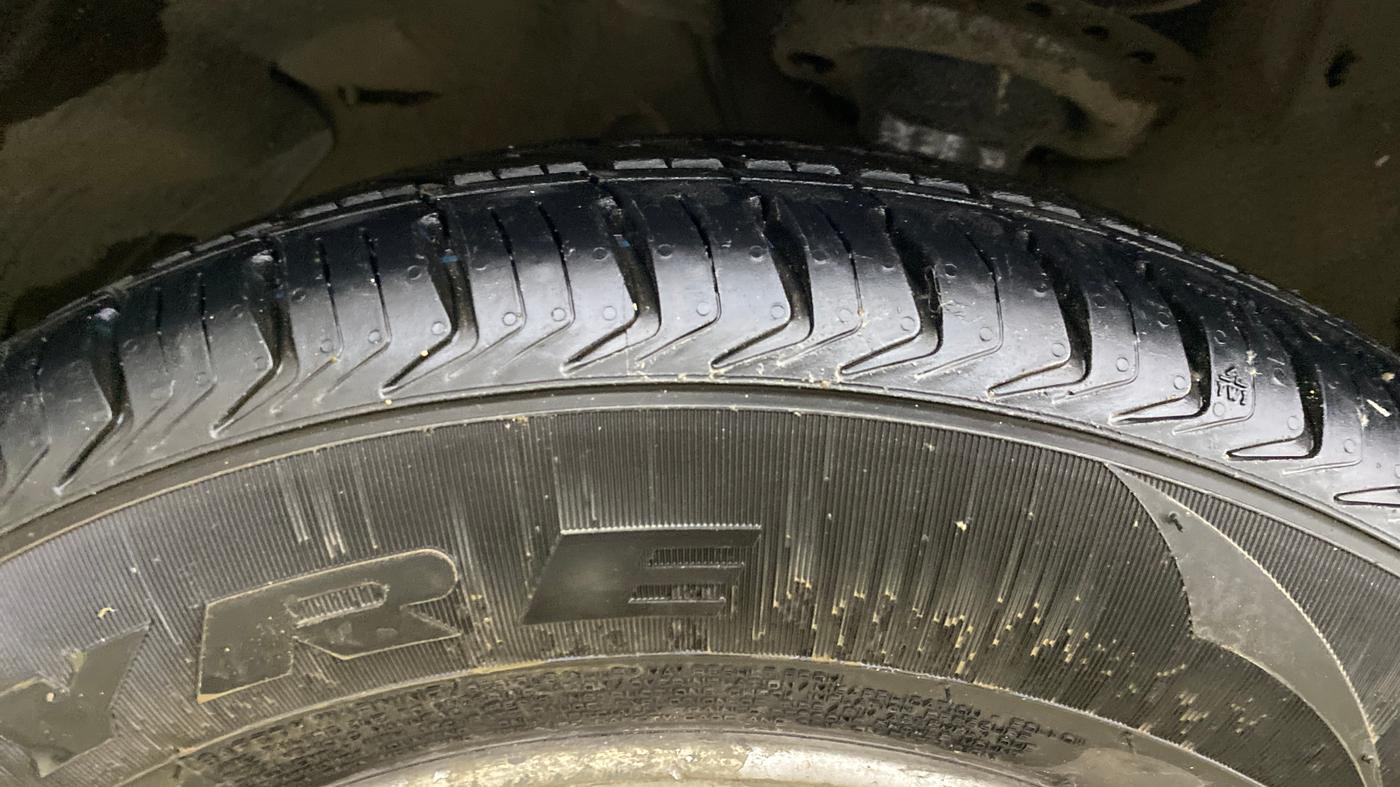 2013 Hyundai i20 SPORTZ 1.2, Petrol, Manual, 79,203 km, Left Front Tyre Tread