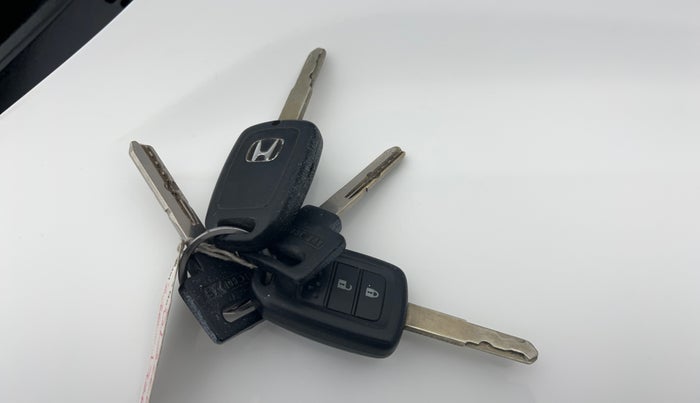 2015 Honda City 1.5L I-VTEC SV, Petrol, Manual, 62,025 km, Key Close Up