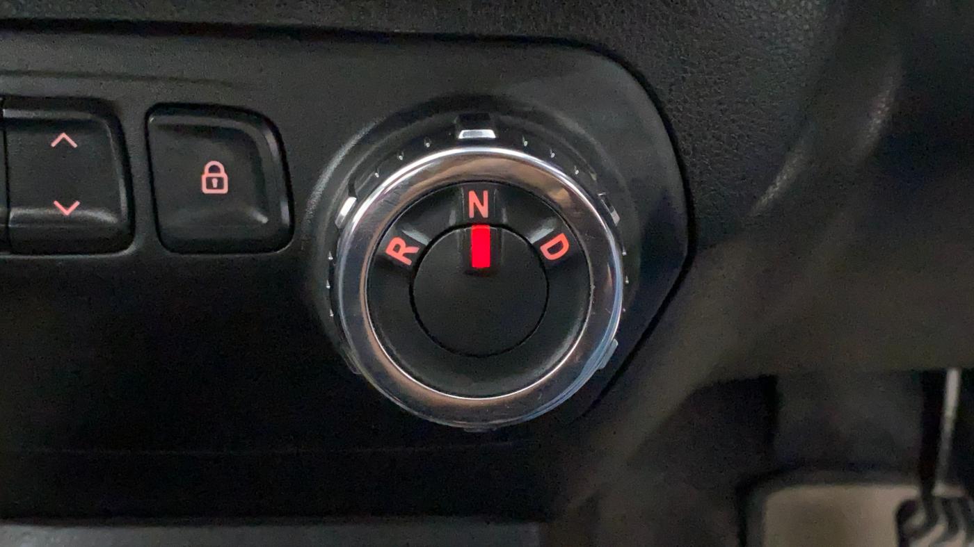 2018 Renault Kwid RXT 1.0 AMT, Petrol, Automatic, 26,869 km, Gear Lever
