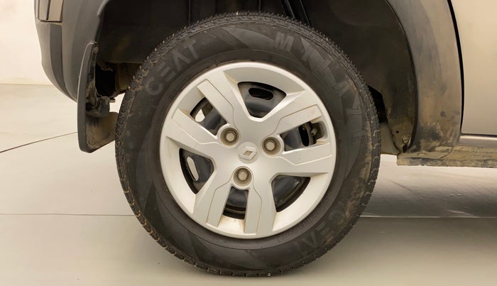 2018 Renault Kwid RXT 1.0 AMT, Petrol, Automatic, 26,869 km, Right Rear Wheel