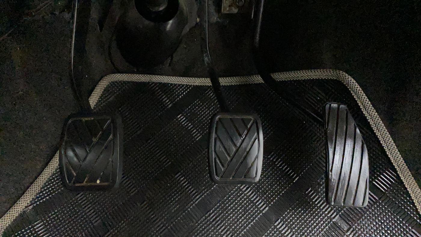 2014 Maruti Wagon R 1.0 LXI CNG, CNG, Manual, 88,976 km, Pedals