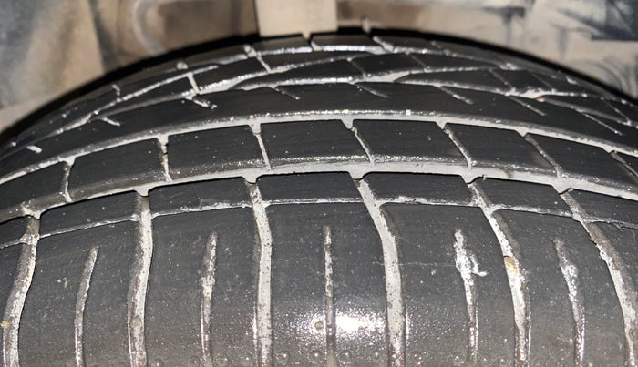 2020 Tata NEXON XZ PLUS PETROL, Petrol, Manual, 9,660 km, Right Front Tyre Tread