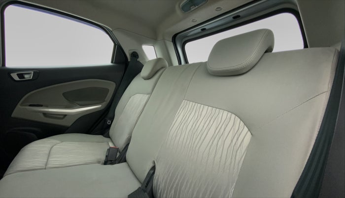 2015 Ford Ecosport 1.5 TITANIUM TI VCT AT, Petrol, Automatic, 48,532 km, Right Side Rear Door Cabin