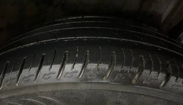 2021 Maruti Vitara Brezza VXI, CNG, Manual, 79,338 km, Left Rear Tyre Tread