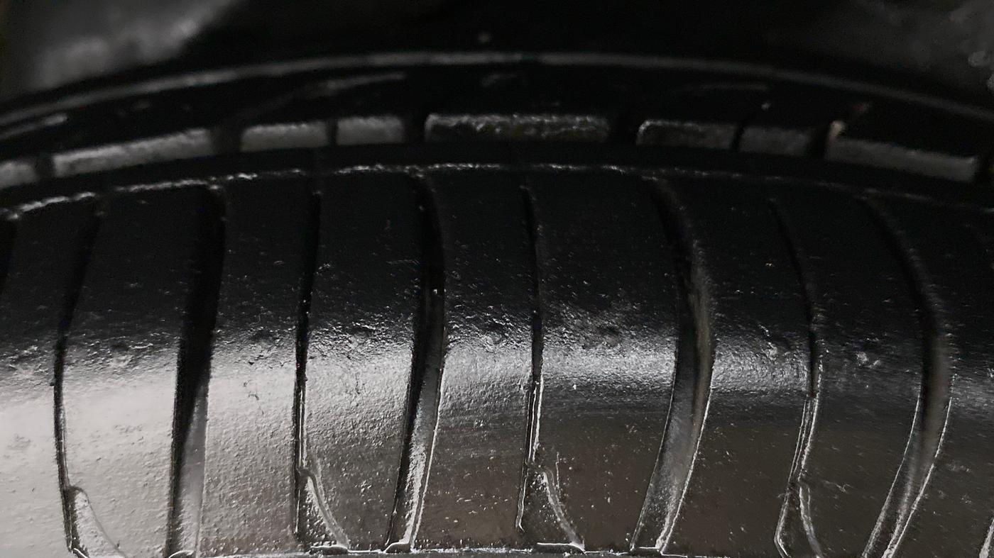 2013 Hyundai i10 ERA 1.1, Petrol, Manual, 62,049 km, Left Rear Tyre Tread