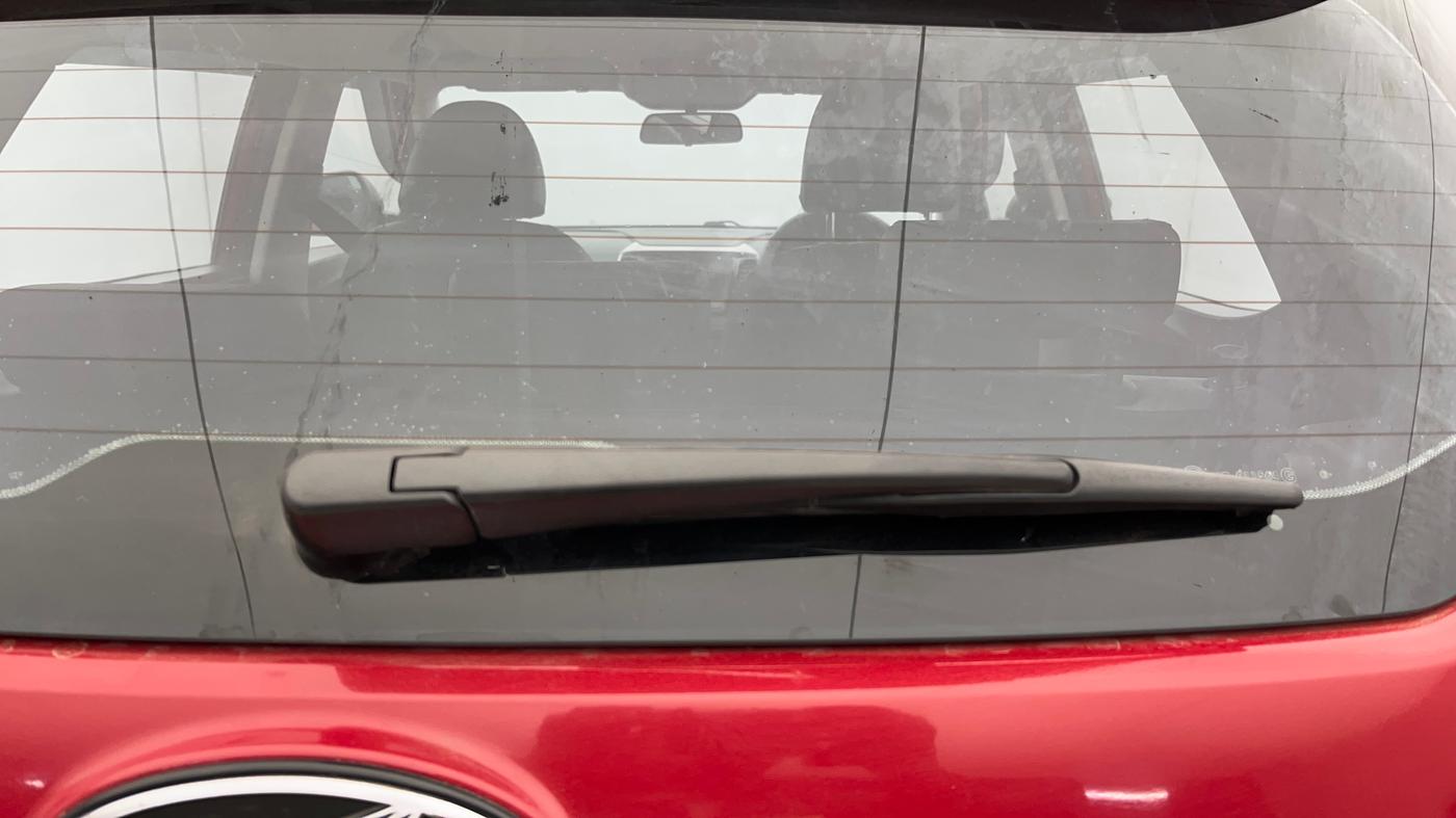 2019 Mahindra XUV300 W8 1.2 PETROL, Petrol, Manual, 44,463 km, Rear Wiper