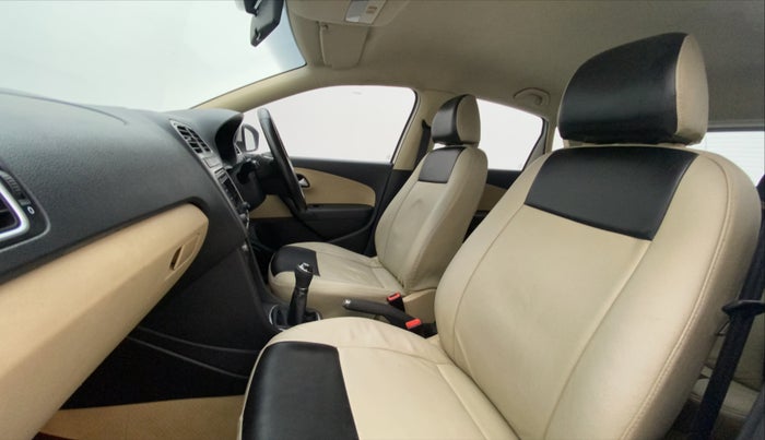 2015 Volkswagen Polo HIGHLINE1.2L, Petrol, Manual, 65,040 km, Right Side Front Door Cabin