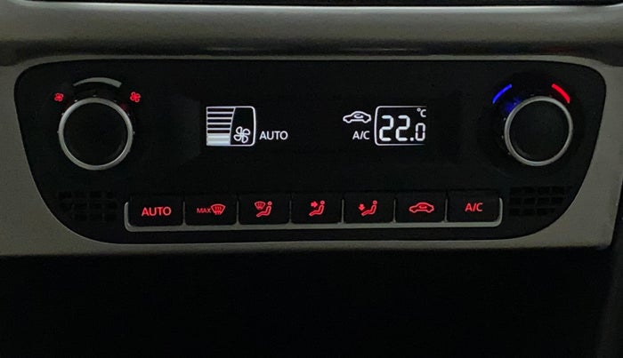 2015 Volkswagen Polo HIGHLINE1.2L, Petrol, Manual, 65,040 km, Automatic Climate Control